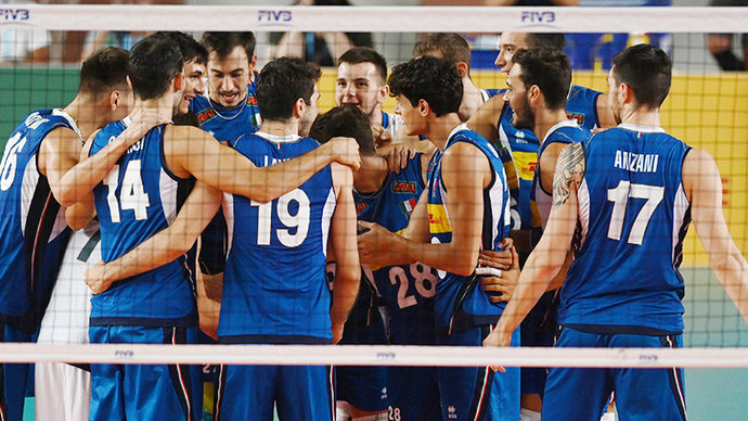 Italy and Slovenia reached the semifinals of the European Volleyball Championship